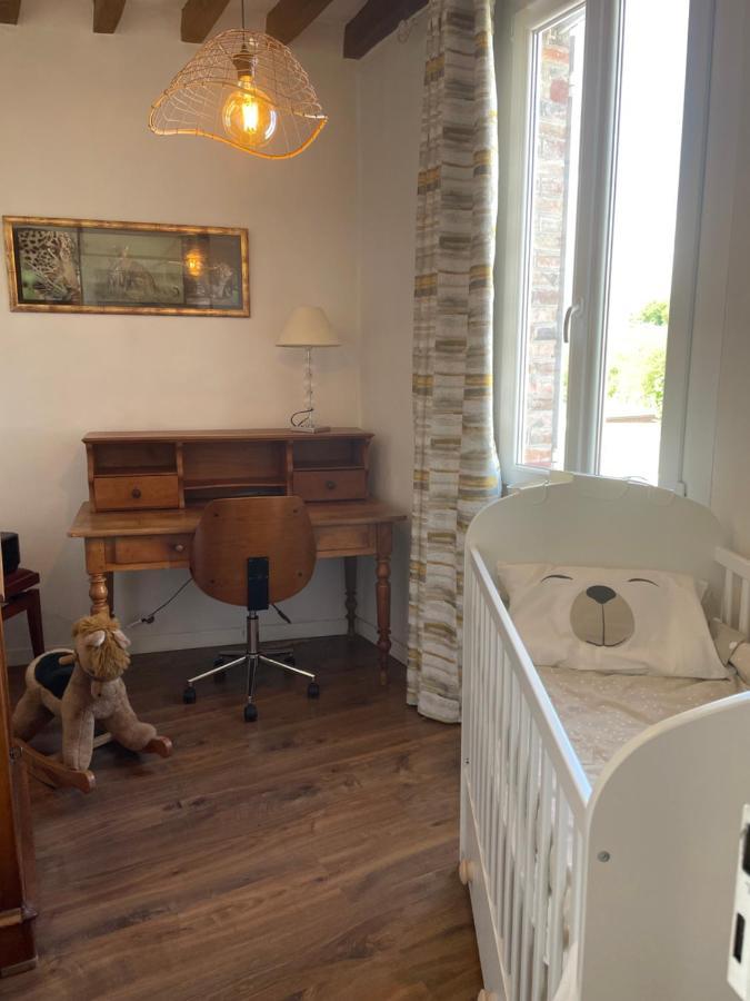jolie maison de campagne avec piscine intérieur chauffée Fontaine-la-Gaillarde Exterior foto