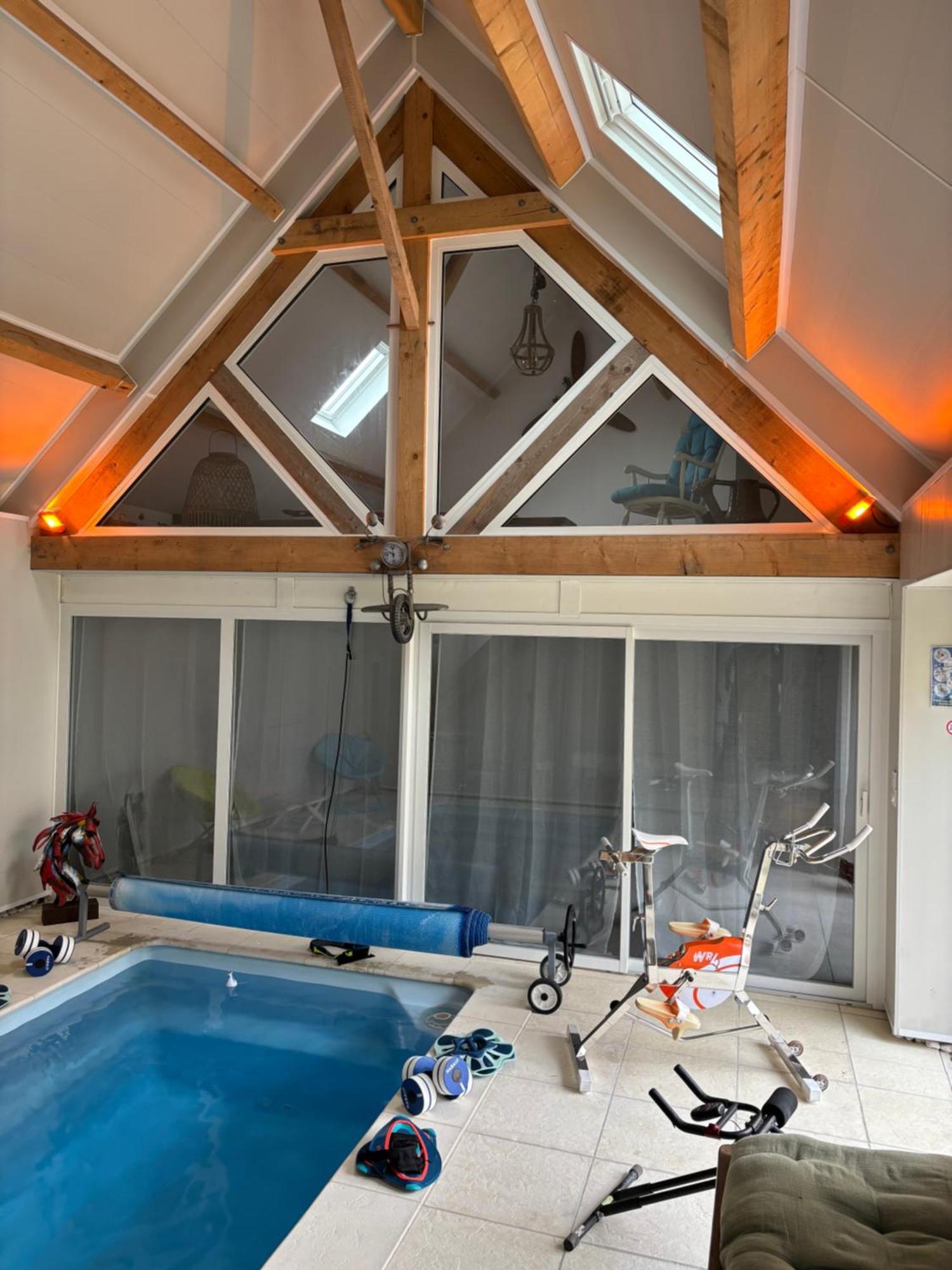 jolie maison de campagne avec piscine intérieur chauffée Fontaine-la-Gaillarde Exterior foto